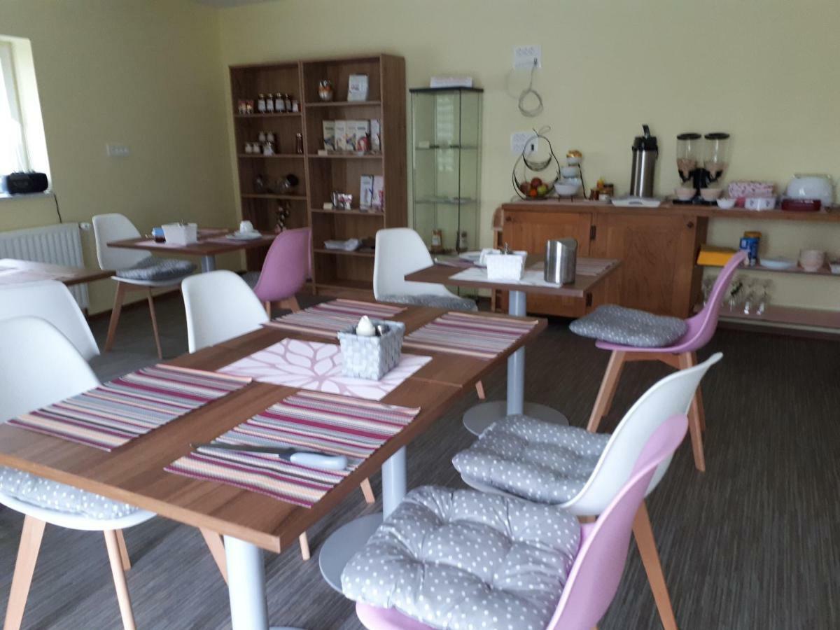 摩拉瓦托普利采 塔拉旅馆酒店 外观 照片